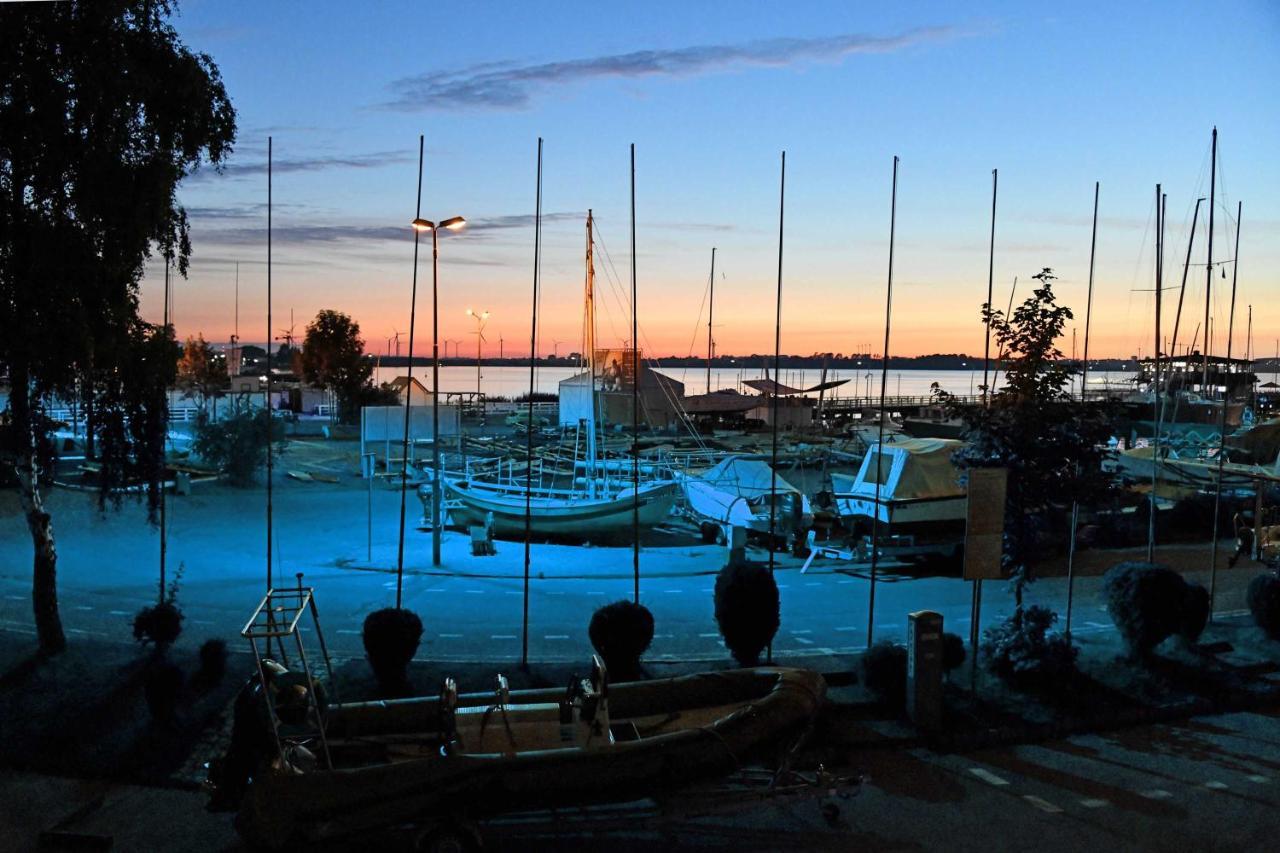 Ahoy Puck Apartament Przy Plazy Z Widokiem Na Morze 외부 사진